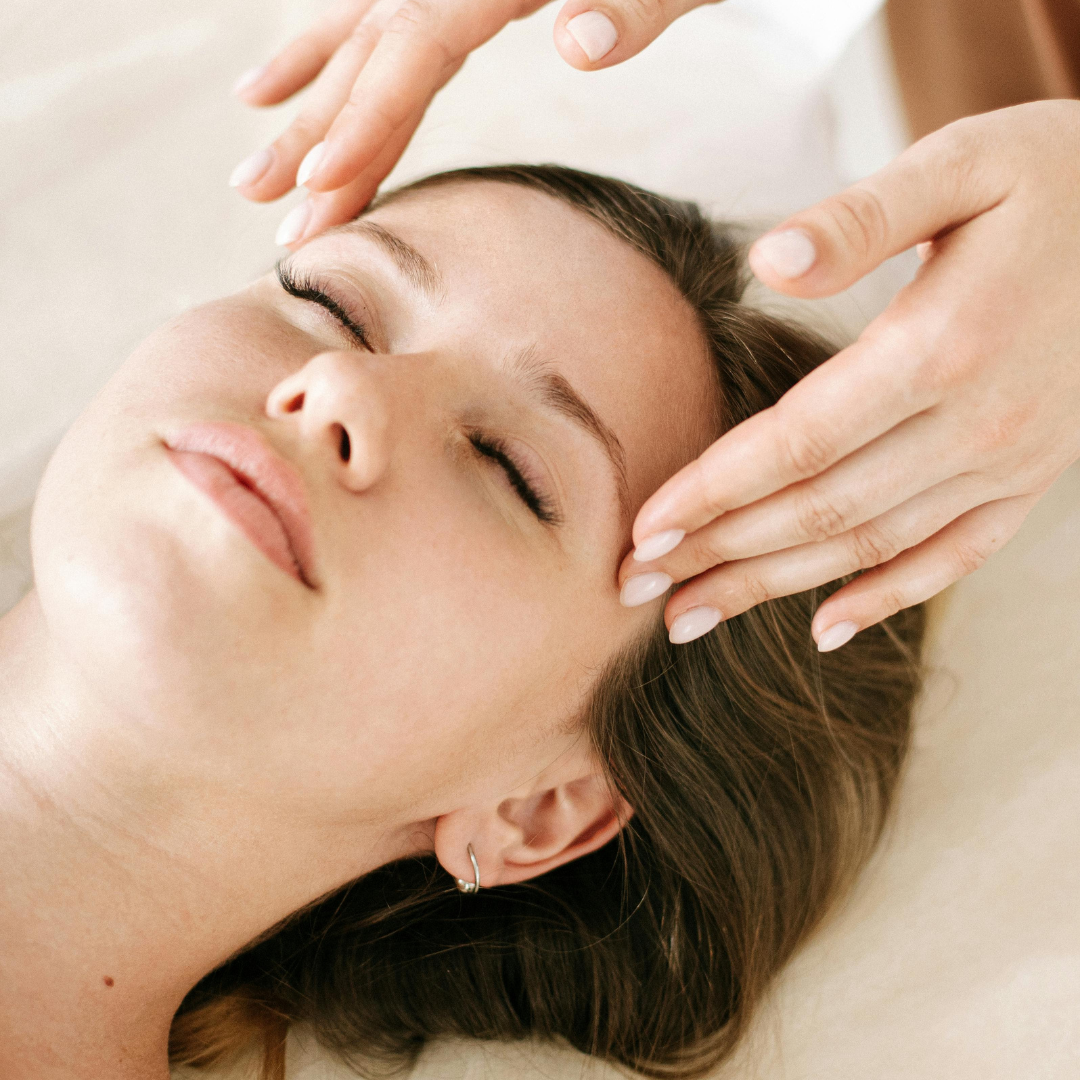 Soin du visage relaxant à l'institut Bulle de Douceur à Mansle-les-Fontaines